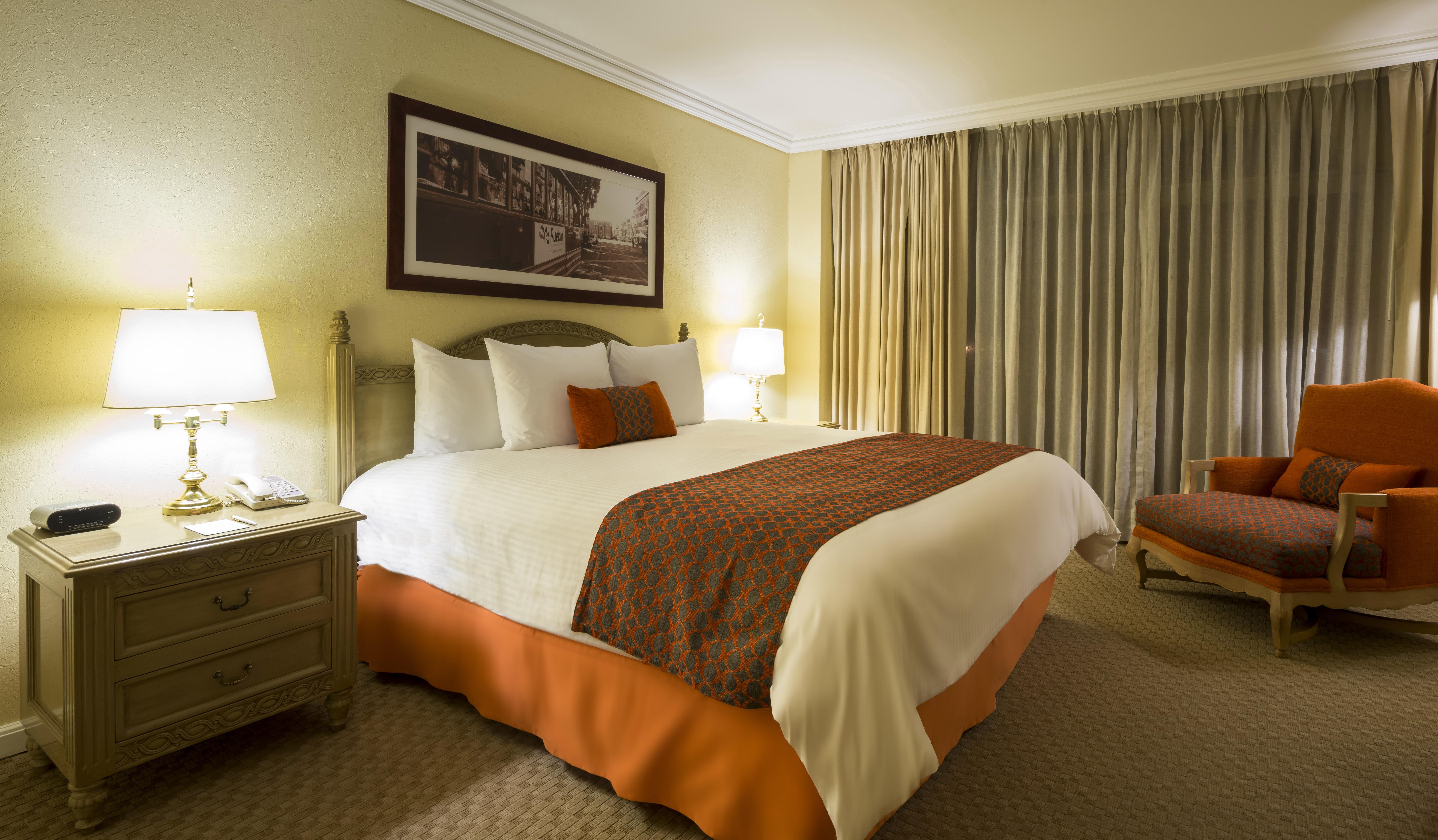 Camino Real Puebla Angelopolis Hotel Екстериор снимка A bedroom at the Hilton San Francisco
