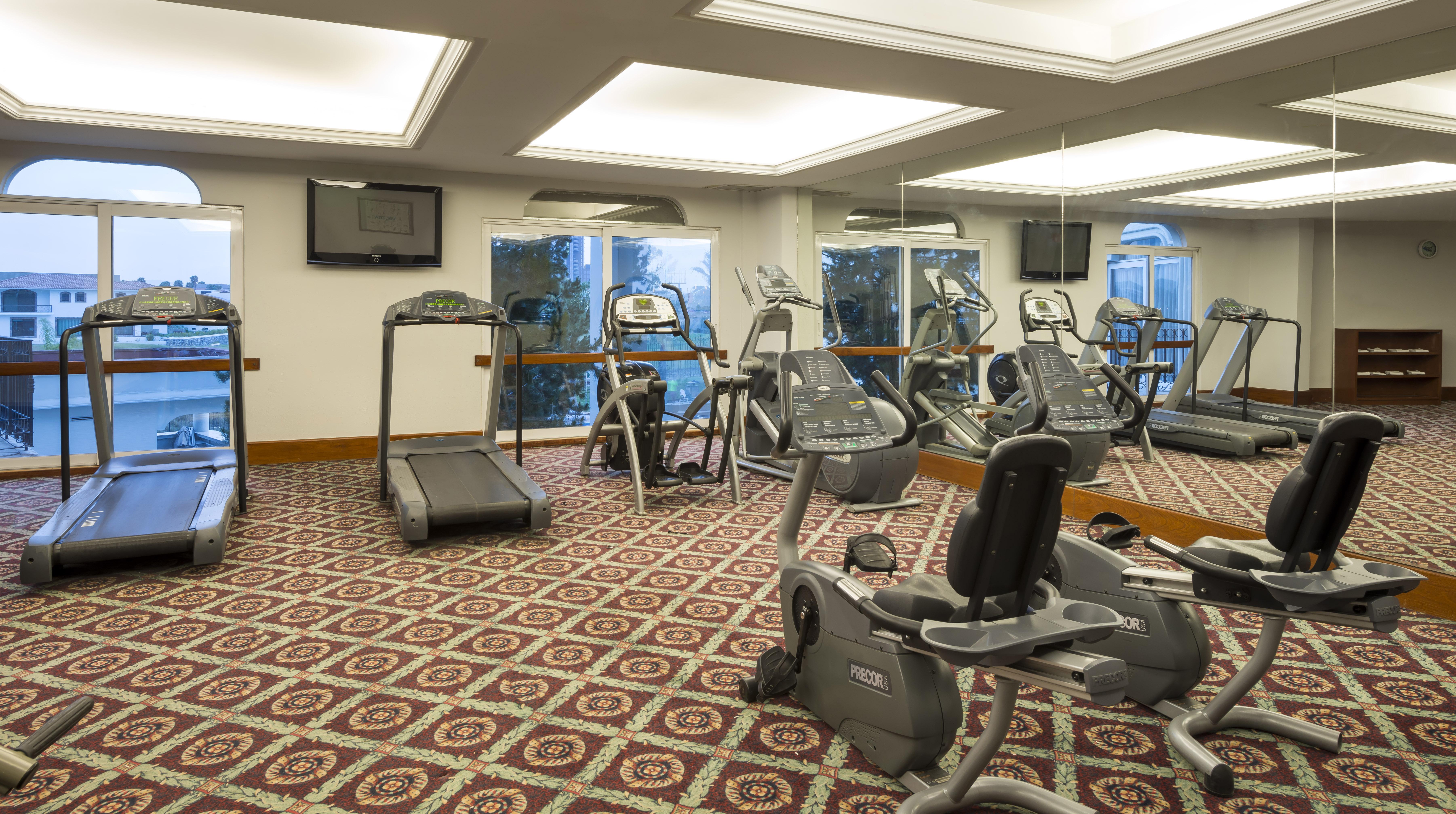 Camino Real Puebla Angelopolis Hotel Екстериор снимка The gym at the hotel