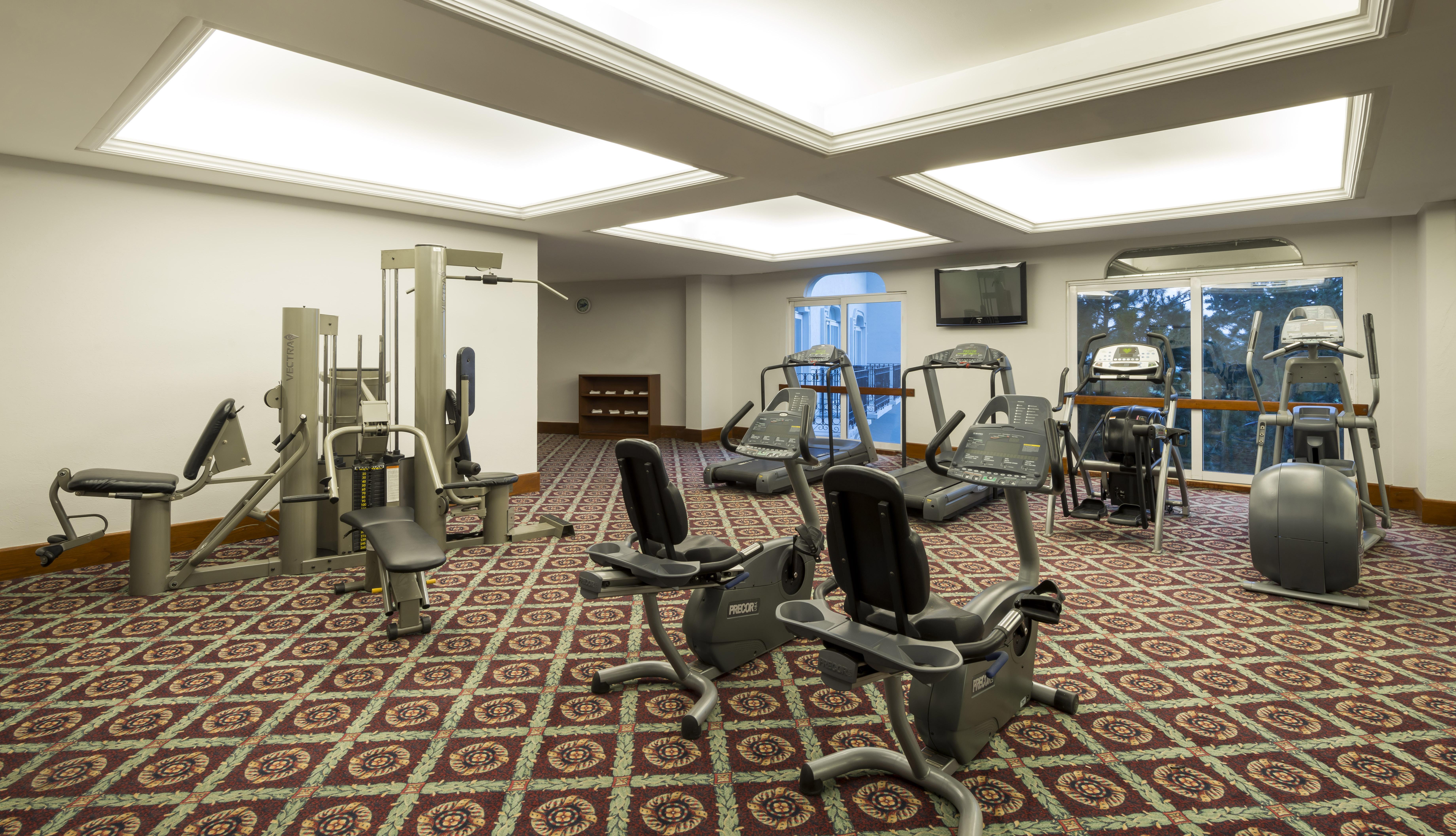 Camino Real Puebla Angelopolis Hotel Екстериор снимка The gym at the hotel